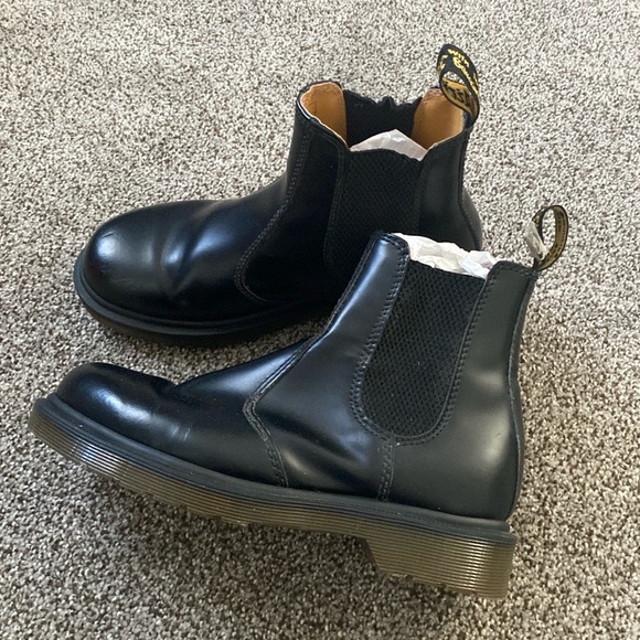 Dr. Martens Shoes - Dr. Martens ladies size 5